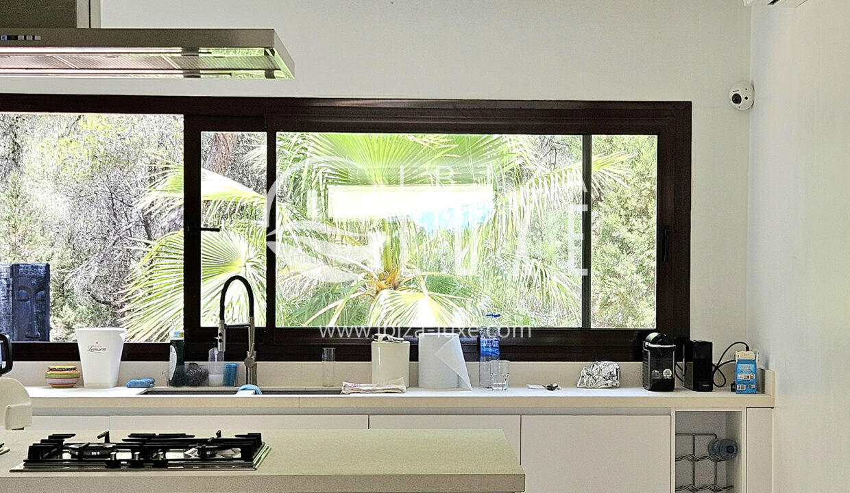 6105 - Cala Jondal - 13