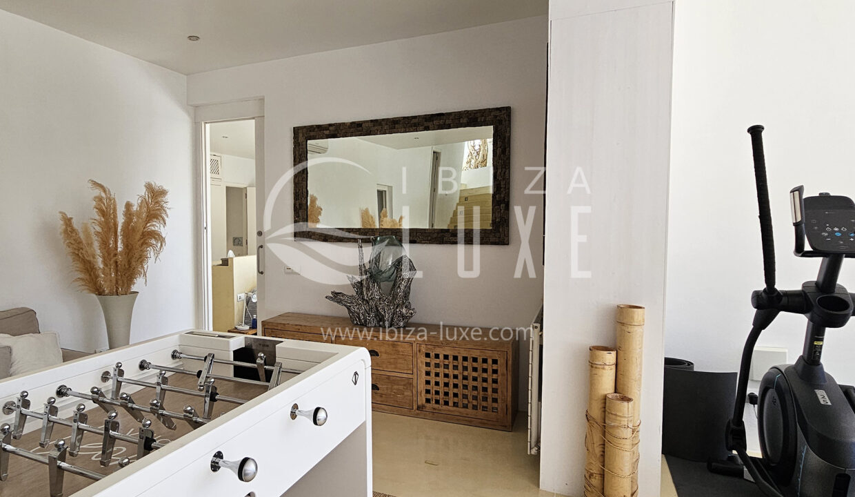 6105 - Cala Jondal - 24