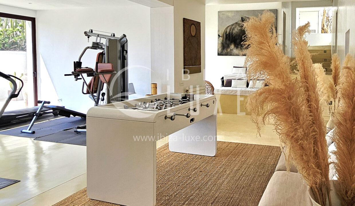 6105 - Cala Jondal - 25