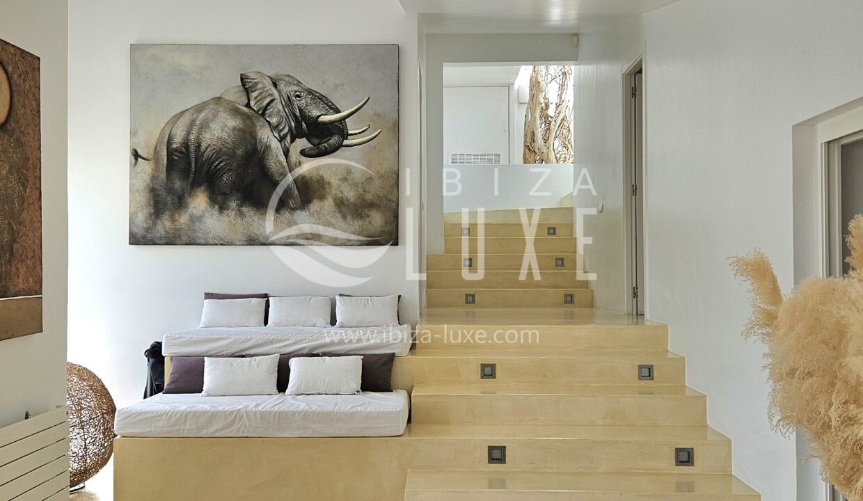 6105 - Cala Jondal - 26