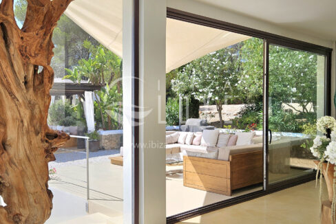 6105 - Cala Jondal - 30