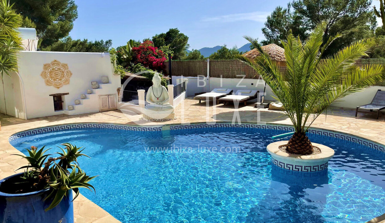 1737 - Cala Llonga - 01