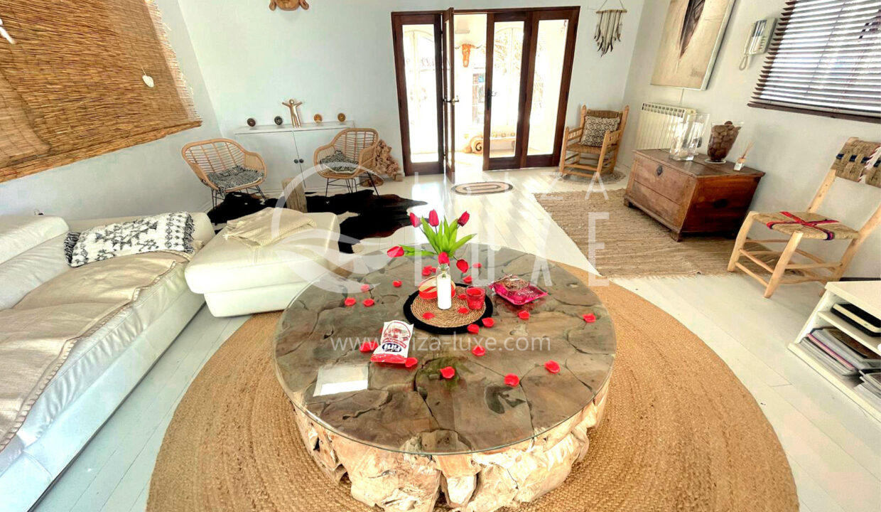 1737 - Cala Llonga - 03