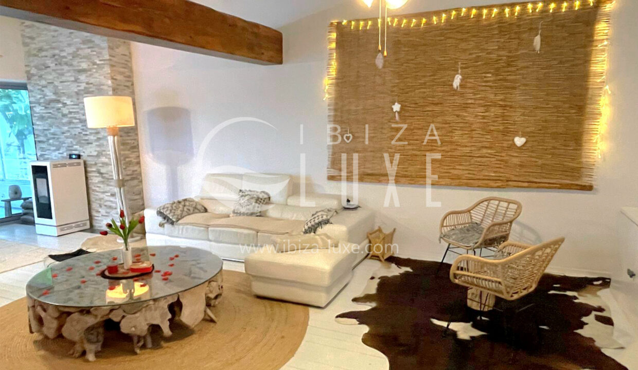 1737 - Cala Llonga - 04