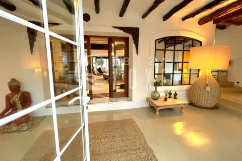 1737 - Cala Llonga - 07