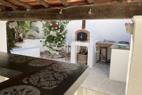 1737 - Cala Llonga - 13