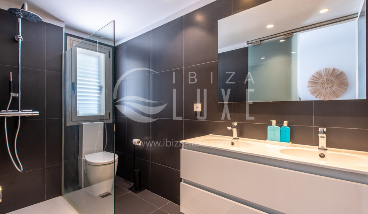 2123 - Talamanca - 17