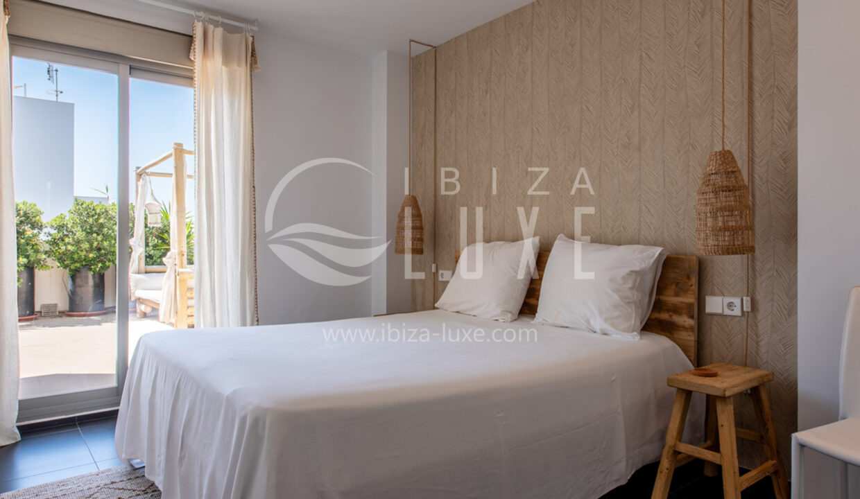 2123 - Talamanca - 19