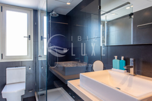 2123 - Talamanca - 21