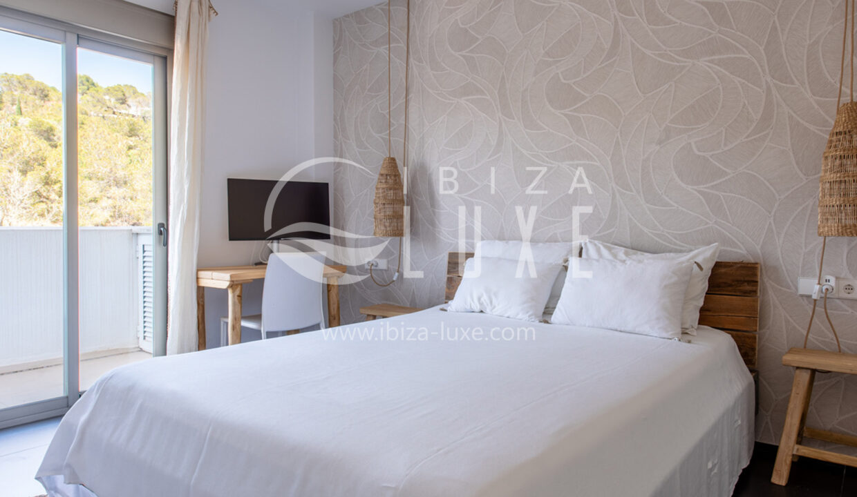 2123 - Talamanca - 22