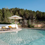 Piscine dans la campagne d'ibiza